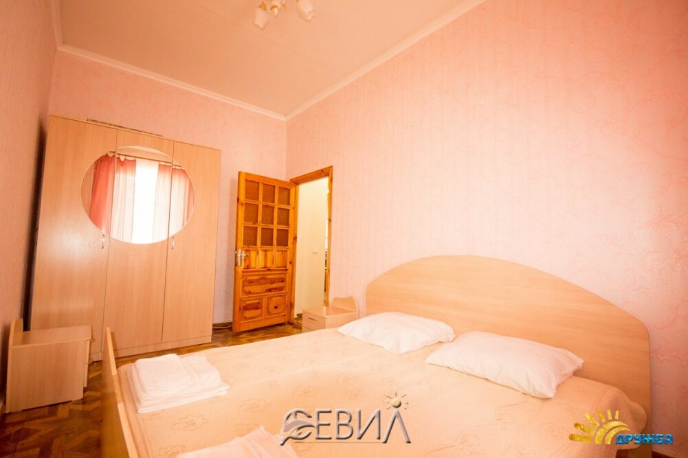 коттедж (спальня) коттедж (спальня)