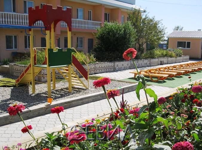 3781-4444.jpg 3781-4444.jpg