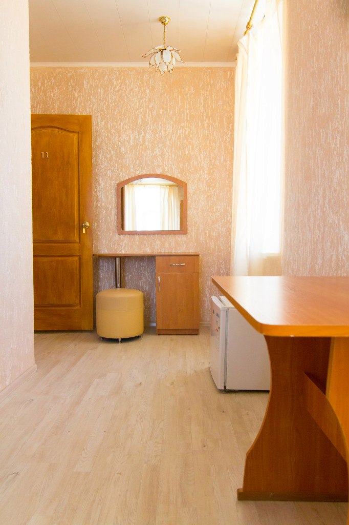 3899-3679.jpg 3899-3679.jpg