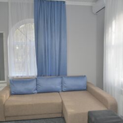 Люкс (2-комнатный 2-местный стандарт №1), корп. 3 (4 этажа, без лифта) Люкс (2-комнатный 2-местный стандарт №1), корп. 3 (4 этажа, без лифта)