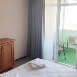 улучшенный 2-комнатный с кухней.