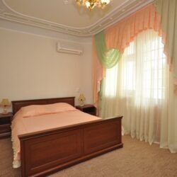 5-комнатный апартамент в котт 8