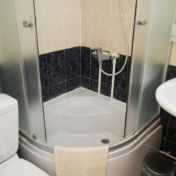 1-комнатный 1-местный номер с балконом (море), основной корп. 1-комнатный 1-местный номер с балконом (море), основной корп.