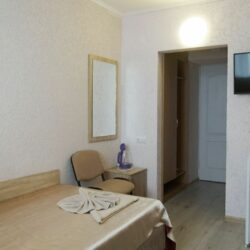 1-комнатный 1-местный номер с балконом (море), основной корп. 1-комнатный 1-местный номер с балконом (море), основной корп.